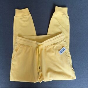 NEW Old Navy Bright‎ Yellow Soft Cozy Joggers with pockets size Small